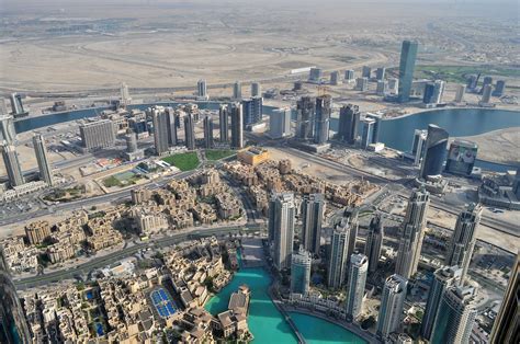 Dubai, United Arab Emirates to PHT .